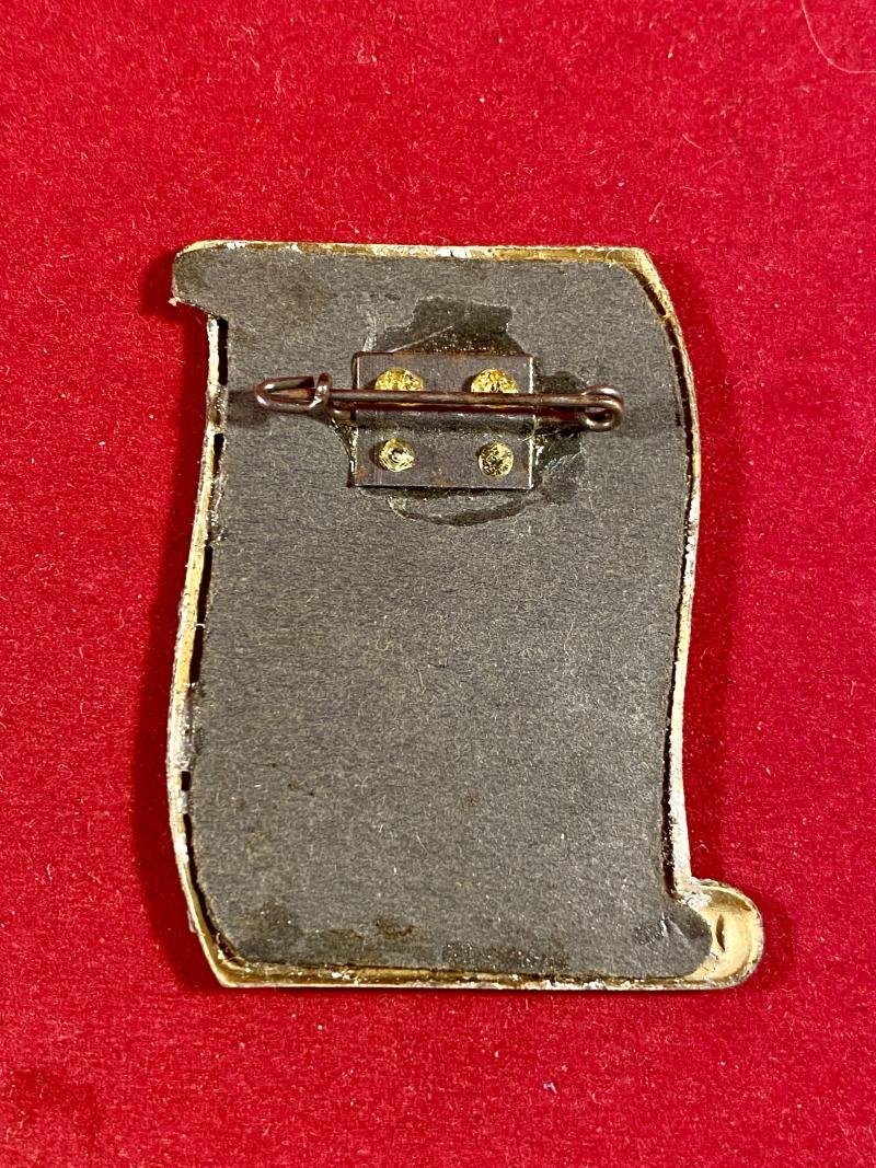 Nazi Period WHW Fund Raising Badge depicting a WW1 German Soldier 1916 Embroidered in Silk — image 4
