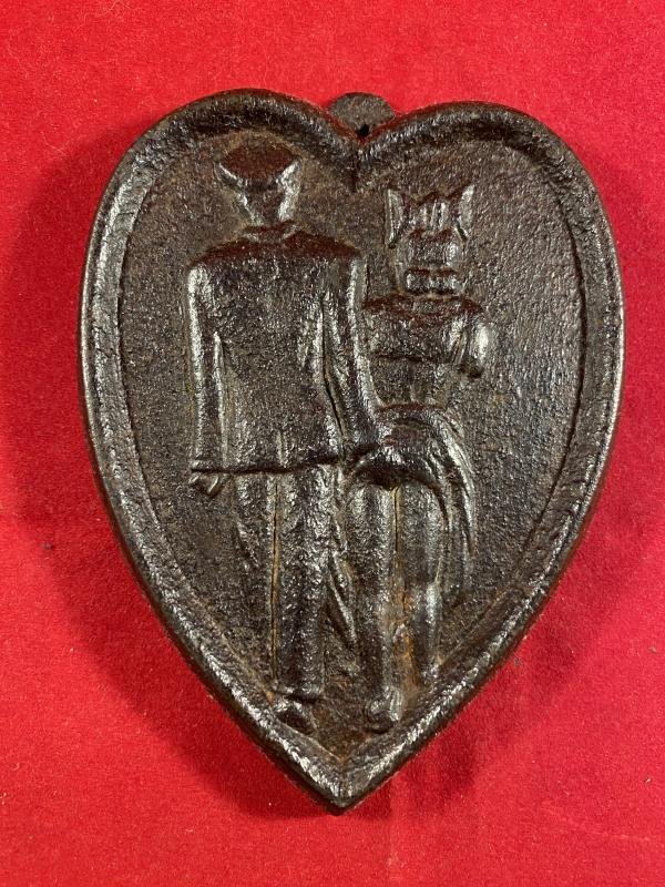WW1 'Cheeky' Heart Shaped Cast Iron Trench Art Flanders Souvenir Trinket Tray — image 2
