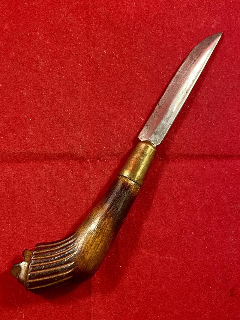 Stunning Large Hand Carved Set of 'Bear Head' Finnish Puukko Knifes by T.W.R. — image 9