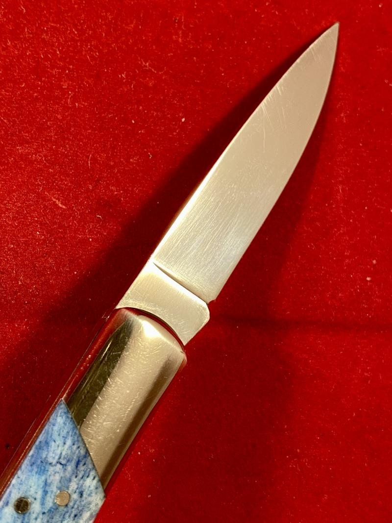 Mint Vintage Beretta Lockback Pocket Knife with Unusual Stained Bone Grip — image 4