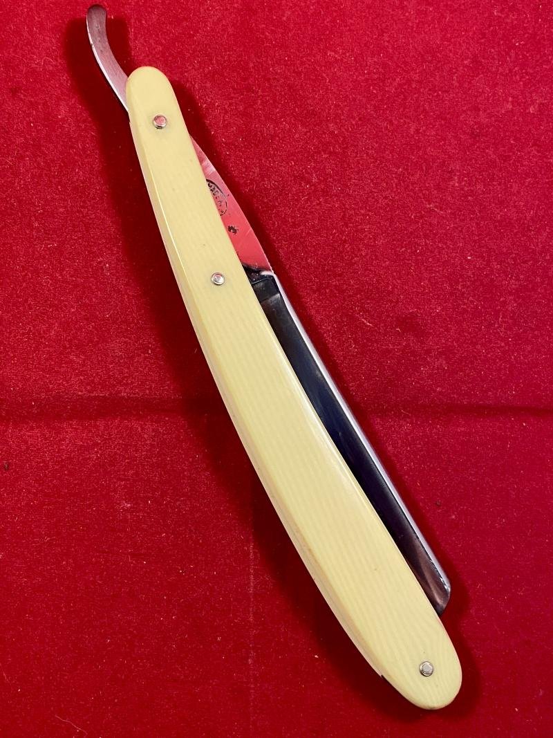 Fine Antique German Paul Kohl FISHER SUPERB Cutthroat Razor with Original Case c1925 — image 9