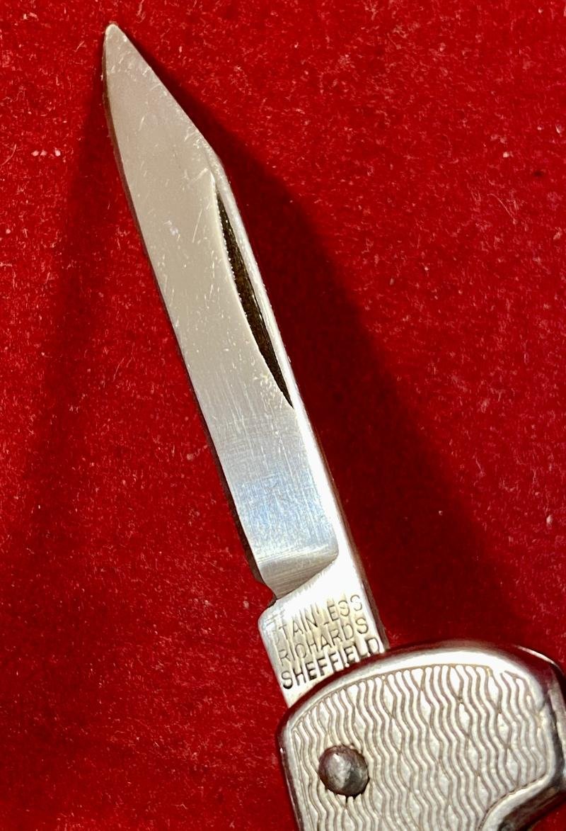 Unusual Vintage Pocket Knife with Folding Ink Pen and Blade by Richards of Sheffield — image 7