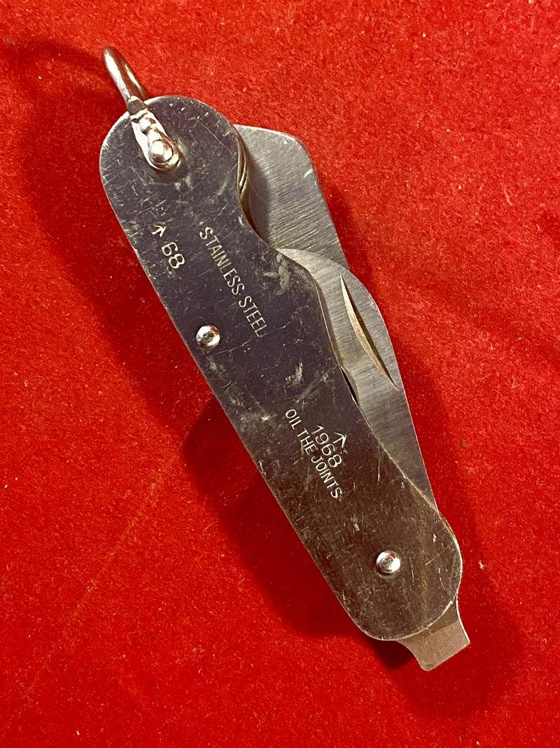 Vintage British Army Folding Two-Piece Stainless Steel Clasp or Jack Knife Dated 1968 — image 8