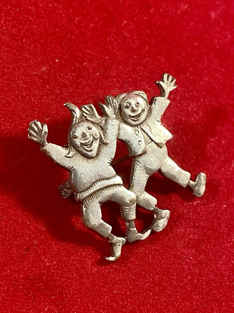 Vintage German Pewter Brooch depicting the two Mischievous Story Characters - Max and Moritz — image 2