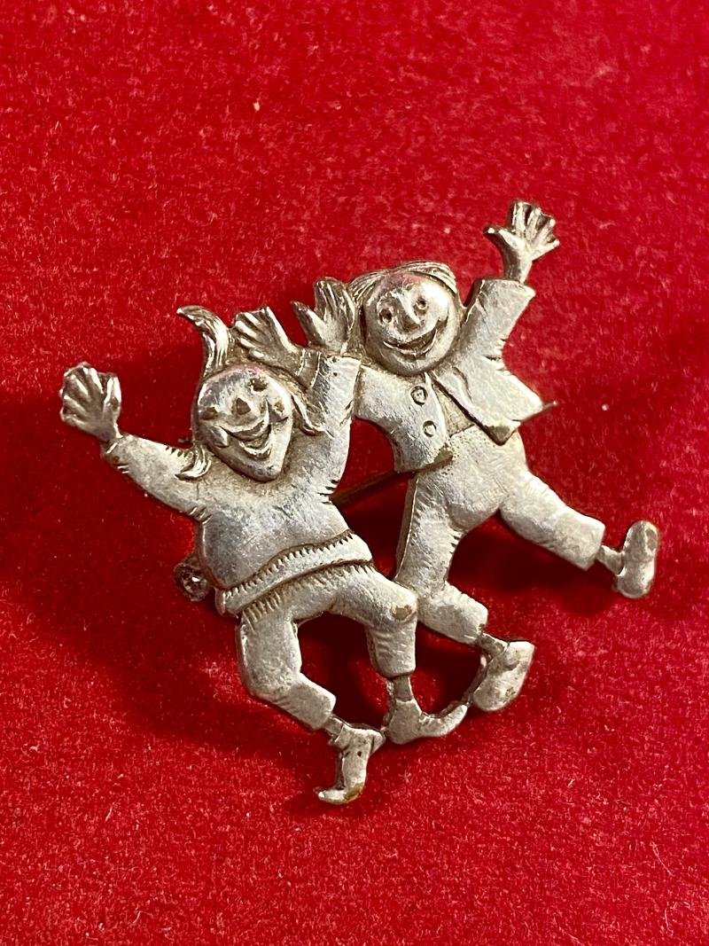 Vintage German Pewter Brooch depicting the two Mischievous Story Characters - Max and Moritz — image 4