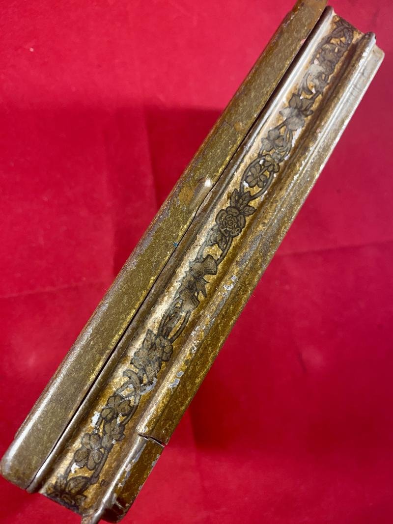 WW1 British Rowntree & Co. Ltd 'Gift to the Troops' Chocolate Tin Depicting George V with Sliding Base Cover 1915 — image 6