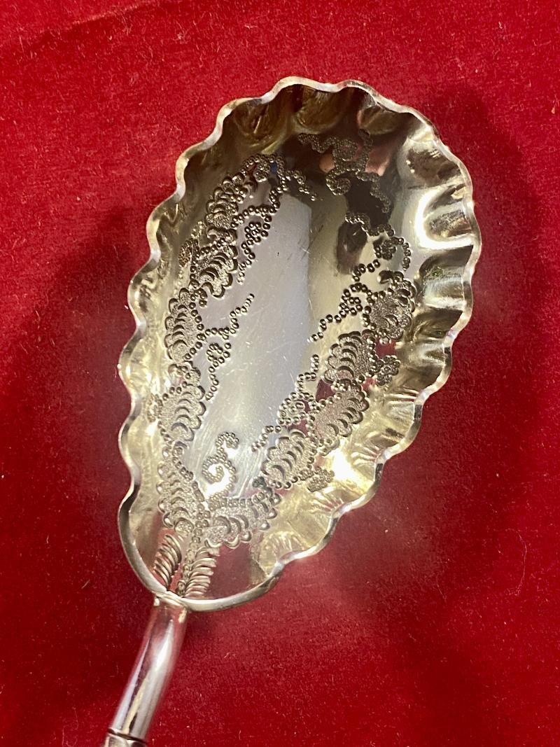 Antique Victorian Cased Pair of Silver Plated Berry Serving Spoons c1880 — image 7