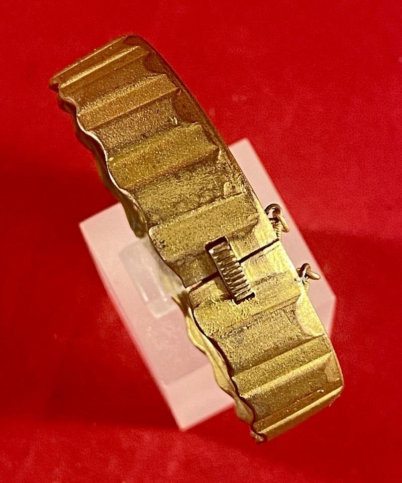 WW1 German Trench Art Driving Band Gilt Bangle with Safety Chain — image 4
