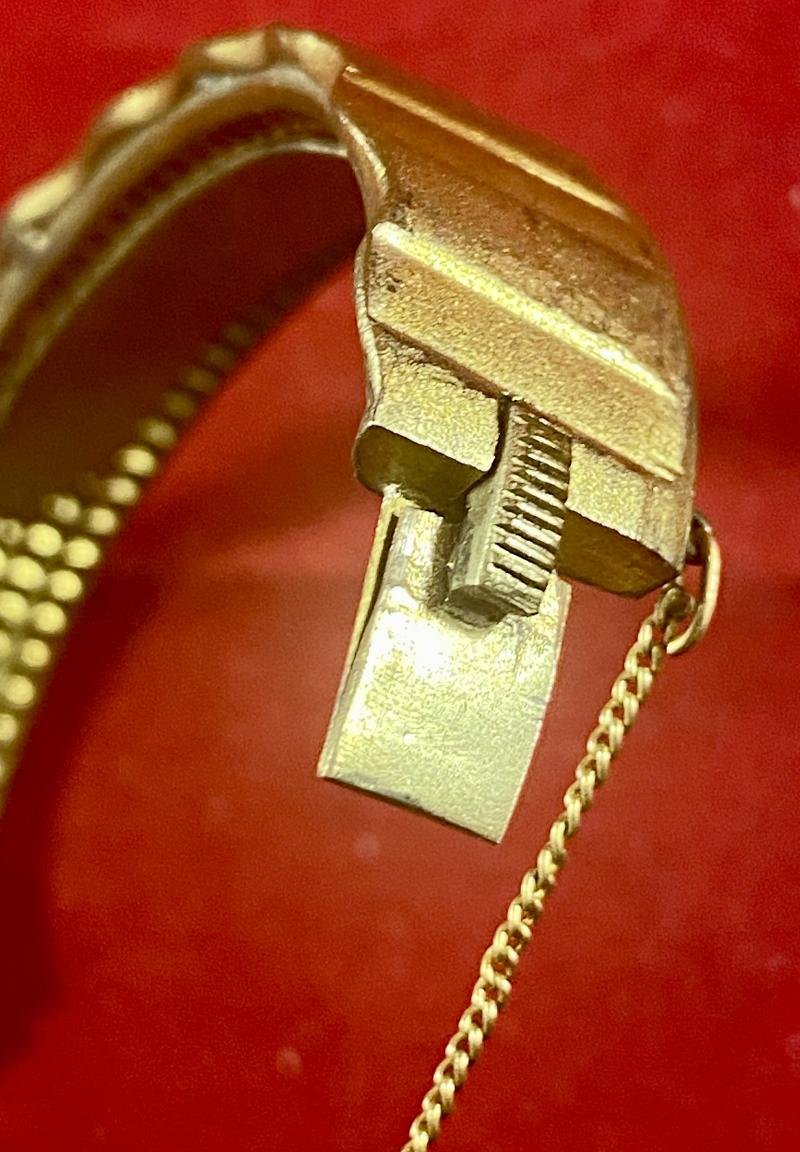 WW1 German Trench Art Driving Band Gilt Bangle with Safety Chain — image 9