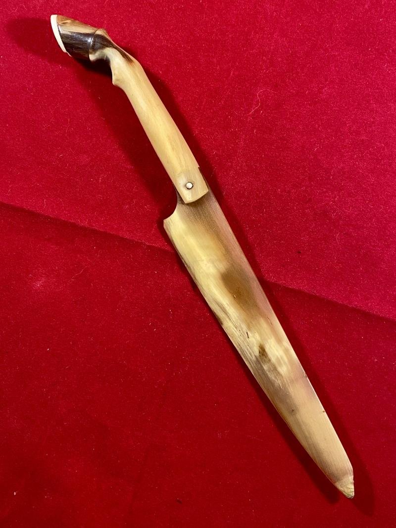 Antique Horn Letter Opener with Hoof Shaped Handle fitted with a Stanhope with Six Views of Great Yarmouth — image 2