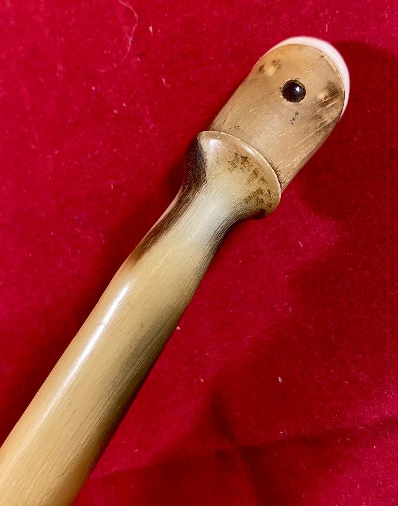 Antique Horn Letter Opener with Hoof Shaped Handle fitted with a Stanhope with Six Views of Great Yarmouth — image 6