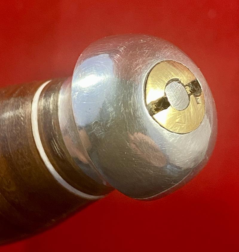 Impressive Vintage Italian WHITBY Professional Throwing Knife with Leather Sheath — image 10