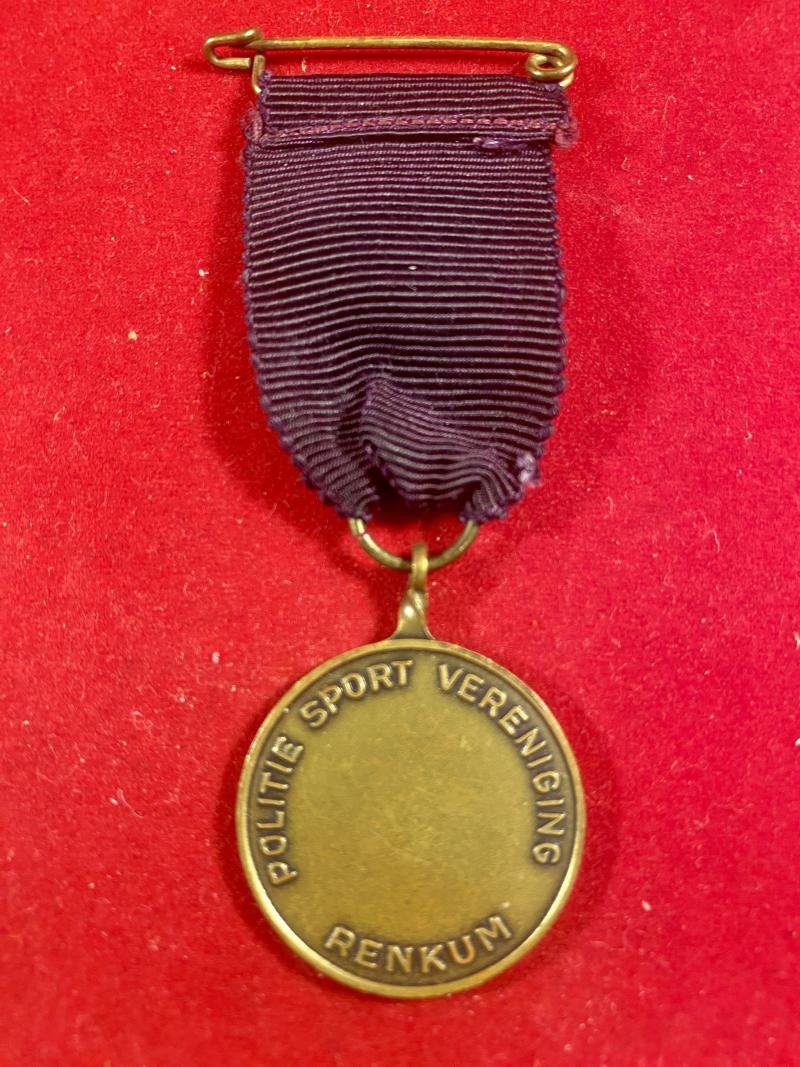 Early Pattern Airborne Walking Tour Bronze Police Sports Association Participants Souvenir Medal with Ribbon — image 2