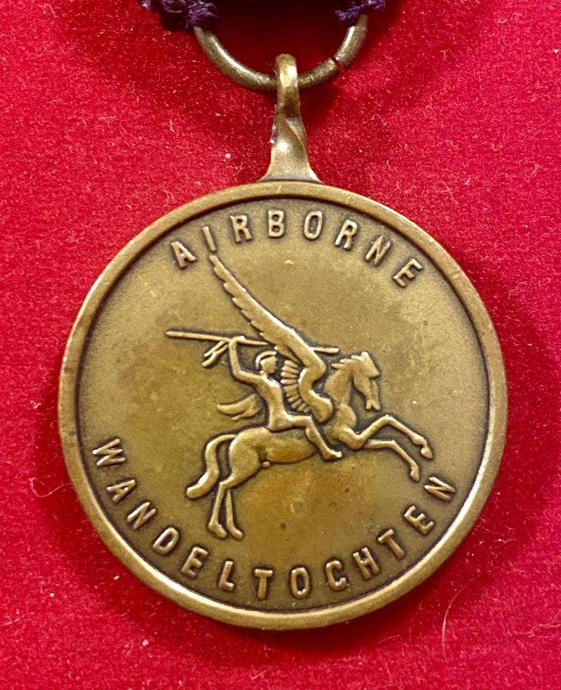 Early Pattern Airborne Walking Tour Bronze Police Sports Association Participants Souvenir Medal with Ribbon — image 3