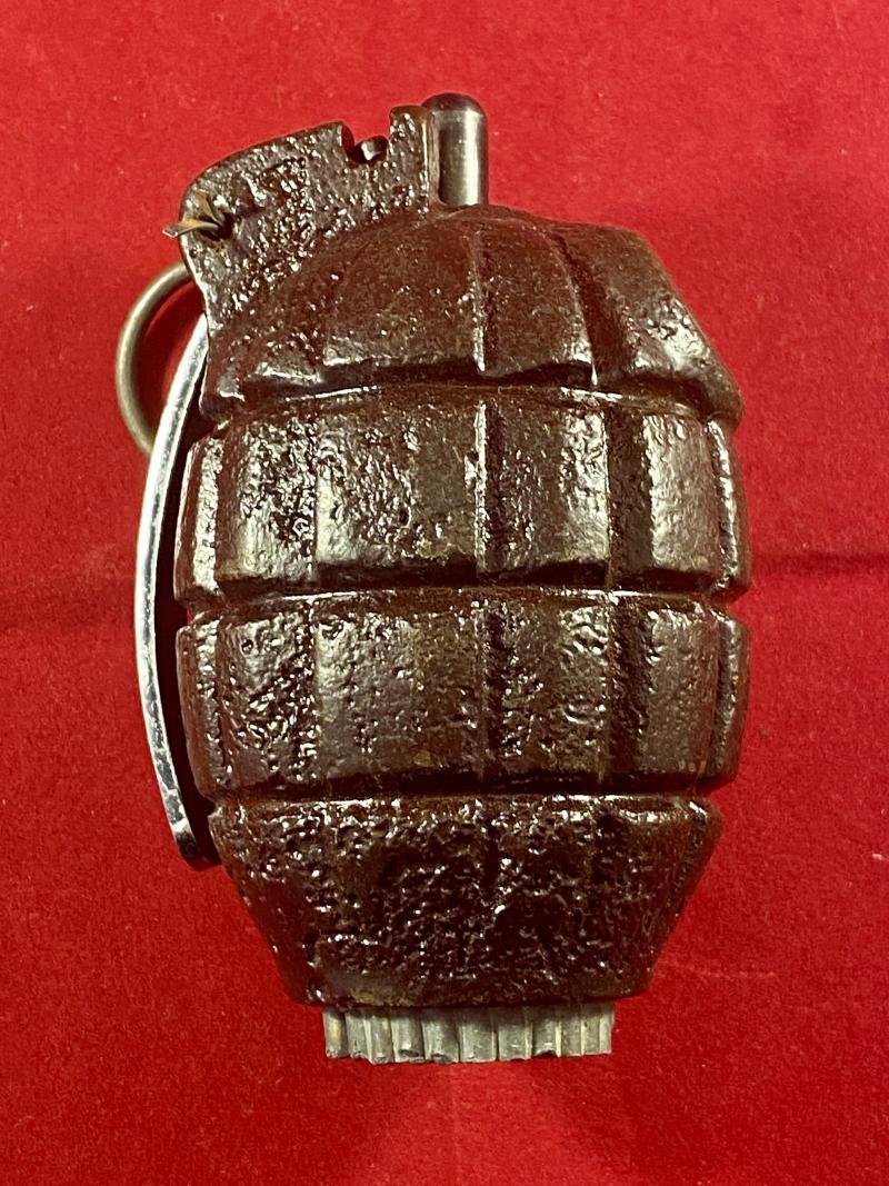 INERT WW2 No.36M Mk I British Mills Grenade by JP&S Ltd with a base plug by RBD dated 1941 — image 5