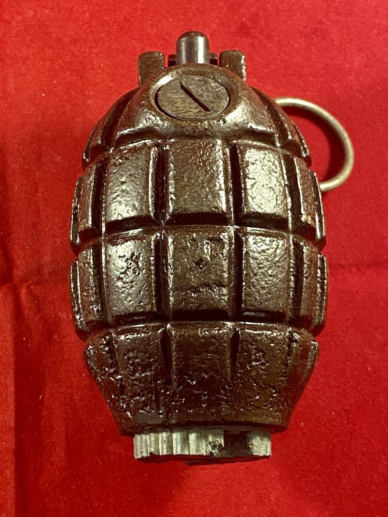 INERT WW2 No.36M Mk I British Mills Grenade by JP&S Ltd with a base plug by RBD dated 1941 — image 7