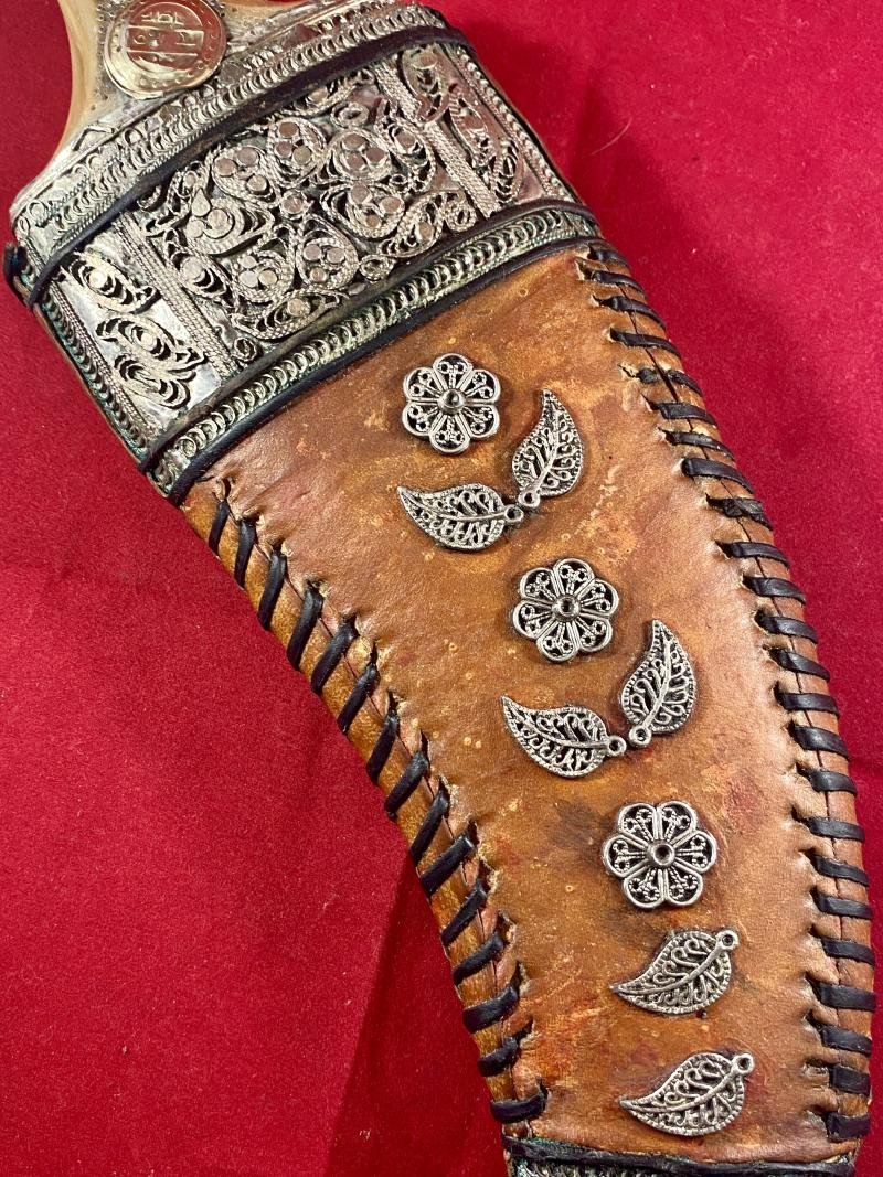 Antique Yemeni Jambiya Dagger with Horn Handle and an Ornate Silver Filigree and Leather Covered Sheath — image 10