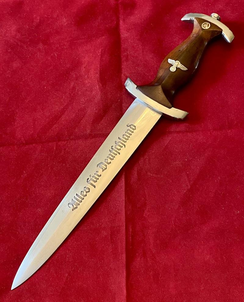 Near Mint WW2 German SA Dagger by MALSCH & AMBRONN STEINBACH Thuringia, with Original Short Hanger — image 3