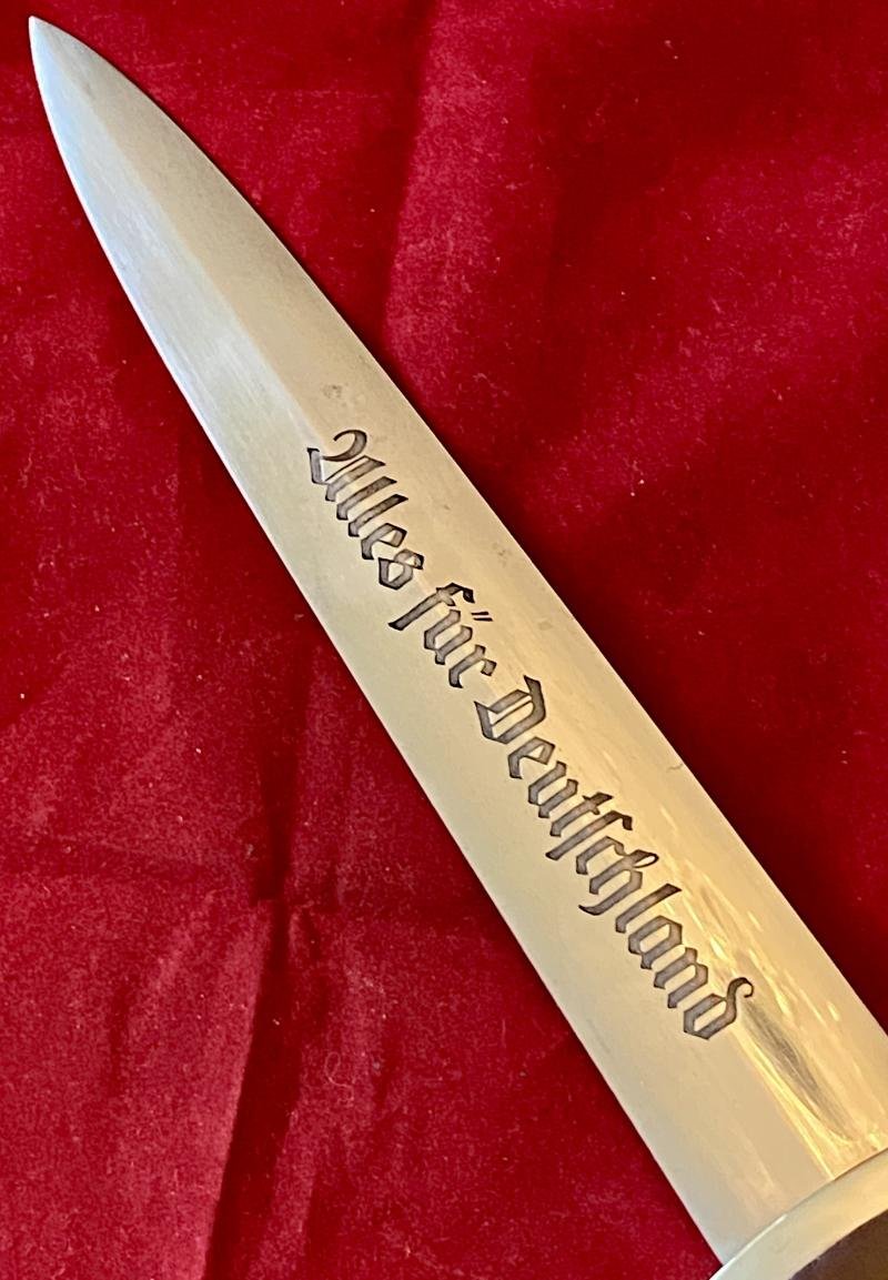 Near Mint WW2 German SA Dagger by MALSCH & AMBRONN STEINBACH Thuringia, with Original Short Hanger — image 5