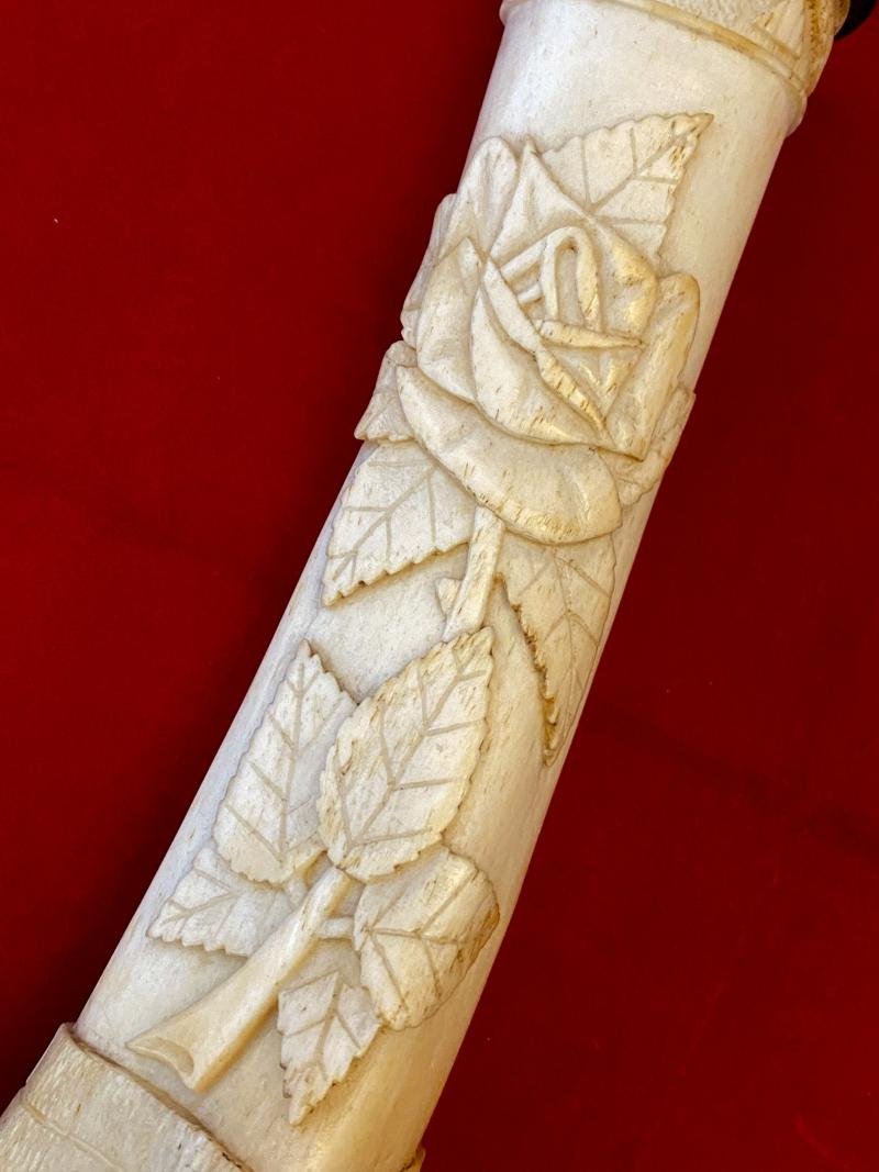 Stunning Pair of WW1 German POW 8' Cow Shinbones Carved with Roses - KNOCKALOE -I.O.M. 'Legs of Man' — image 7