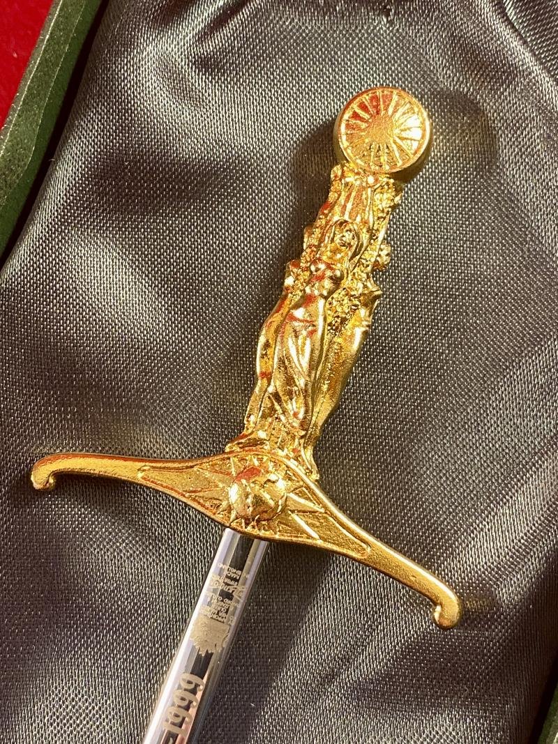 Rare Dual Commemorative 'Wilkinson Sword Ltd. Cramlington 1963-1999' and 'WORLD PEACE FOR THE THIRD MILLENNIUM' Miniature Sword by Wilkinson Sword – Mint in Box — image 3