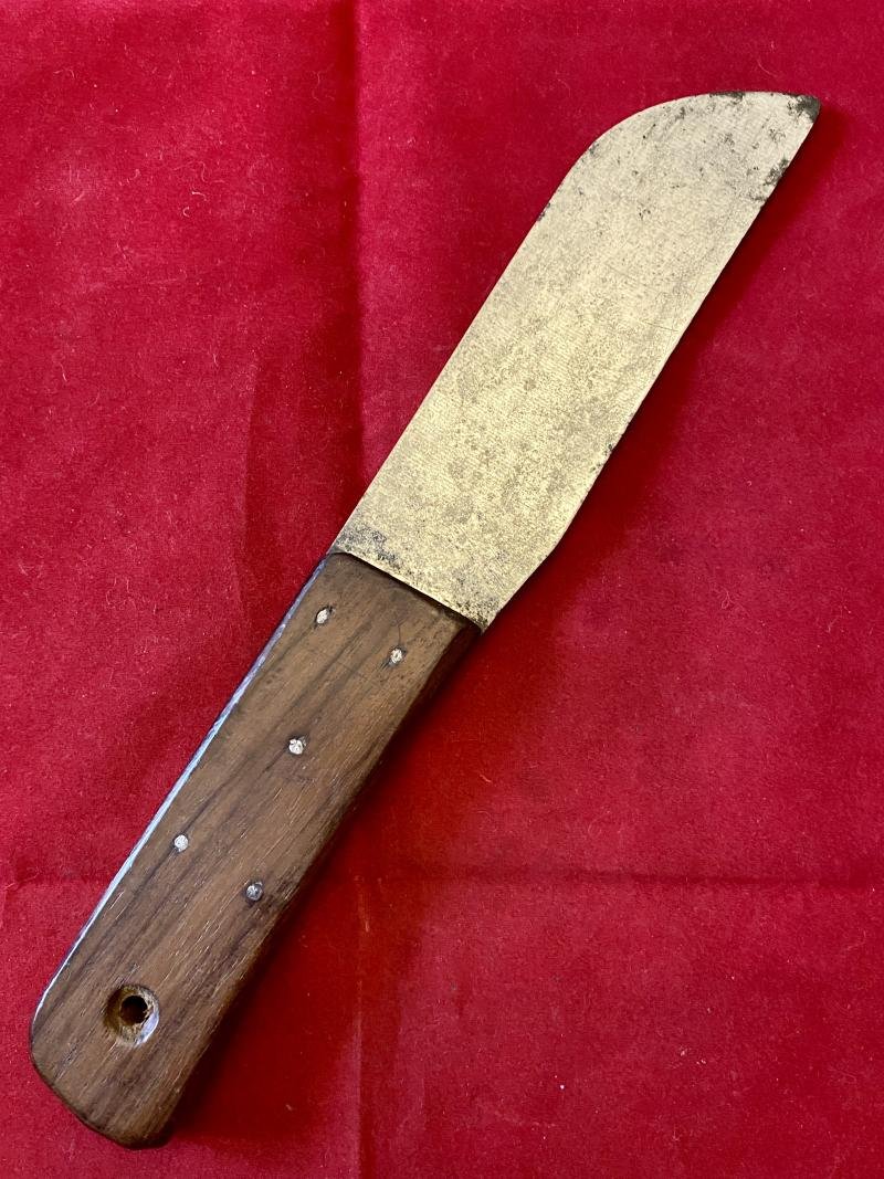 Unusual British Royal Navy 'Ropework Set' Consisting of a Deck Knife and Marlin Spike with a hard Buff Leather Sheath c1979 — image 4