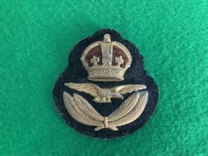 Early Royal Air Force Officer's Cap Badge