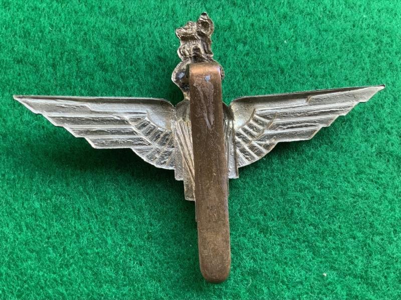 WWII British Parachute Regiment Cap Badge — image 2