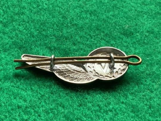 Scarce WWII Royal New Zealand Air Force Navigator wing in Metal — image 3