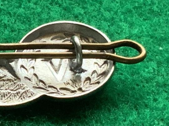 Scarce WWII Royal New Zealand Air Force Navigator wing in Metal — image 4