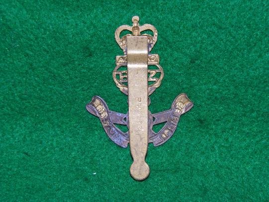 Canadian The South Alberta Light Horse Cap Badge — image 2
