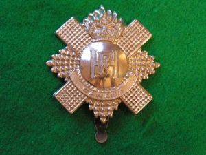 Canadian Armed Forces Officer's Training Corps cap badge QC