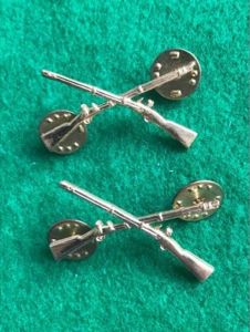 Pair of US Army Infantry Branch of Service Insignia