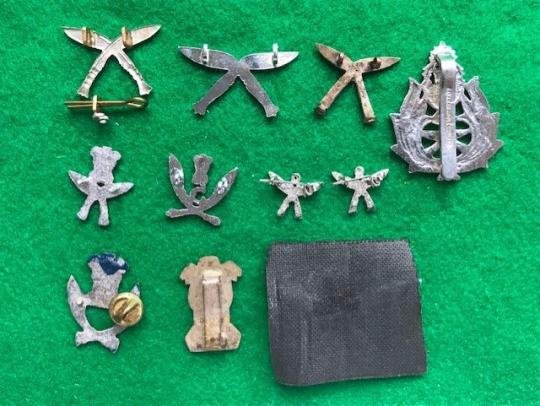 Gurkha Badges Lot — image 2