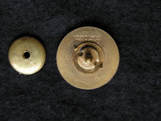 WWII U.S.Army Enlisted Cavalry Collar - English Made — image 2