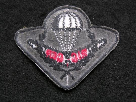 Australian Army Parachute Rigger — image 2