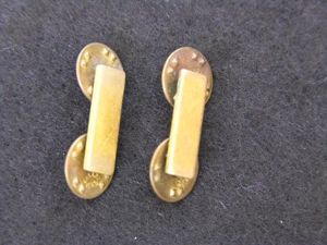 Pair of U.S. Army 2nd Lieutenant Rank - Shirt collar …