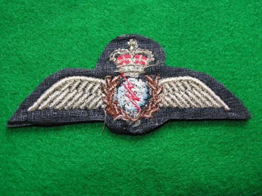 Royal Canadian Air Force - Navigator/Radio Operator Wing — image 2