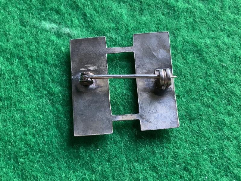 US Army Captain Rank Insignia — image 2