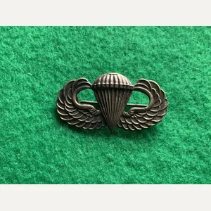 WWII English Made US Army Paratrooper Wing