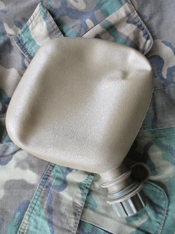 1969 DATED US ARMY / USMC VIETNAM WAR ideal 2 QUART BLADDER CANTEEN WATERBOTTLE — image 3