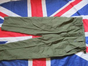BRITISH ARMY ISSUE lightweight trousers lightweights OG GREEN FALKLANDS 26 …