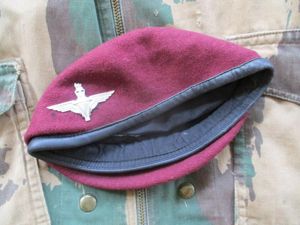 genuine PARACHUTE REGIMENT issue AIRBORNE MAROON BERET leather band SHAPED …