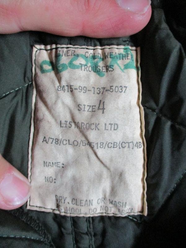 BRITISH ARMY ISSUE old type falklands war QUILTED ARCTIC TROUSER LINERS size 4 — image 2