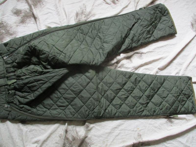BRITISH ARMY ISSUE old type falklands war QUILTED ARCTIC TROUSER LINERS size 4 — image 3