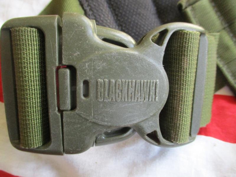 BLACKHAWK MOLLE strike PADDED SHOOTER BELT PAD uksf / sas / uksfsg para og green — image 2