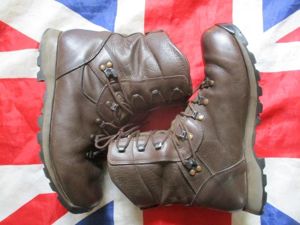 GENUINE ALTBERG ALT BERG tabbing COMBAT BOOTS BOOT BRITISH ARMY …