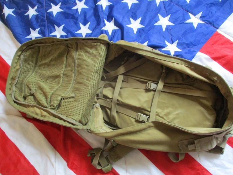 ORIGINAL Blackhawk TITAN bfm MOLLE 50L large PACK DAY day SACK coyote tan — image 3