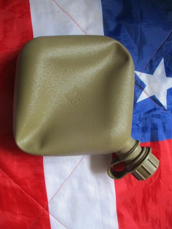1969 US ARMY issue VIETNAM WAR M56 WEBBING 2qt WATER BOTTLE CANTEEN & COVER — image 2