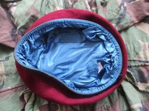 PARACHUTE REGIMENT & AIRBORNE FORCES MAROON BERET silk lined leather …
